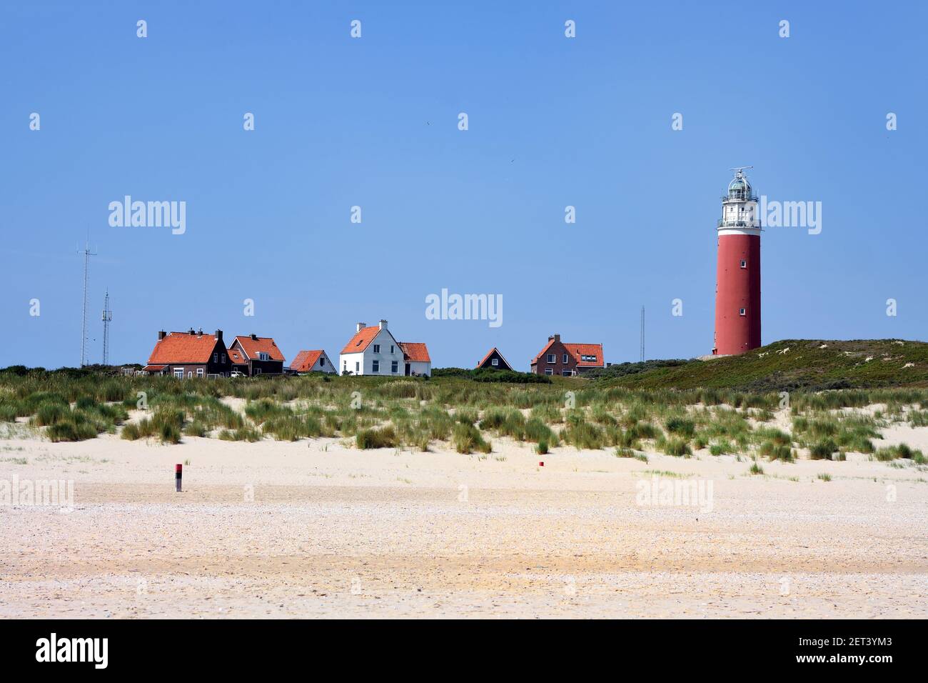 Leuchtturm - Vuurtoren Eierland. De Cocksdorp, Texel, Noord Holland, Eierlandse duinen, Wattenmeer - Waddenzee, Niederlande , Niederländisch, Holland. Stockfoto