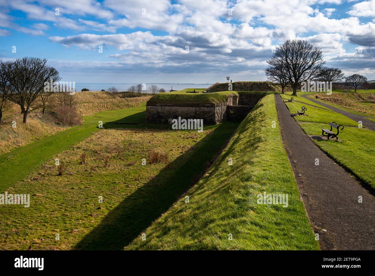 Die elisabethanische Stadtmauer, die Englands nördlichste Stadt umgibt, Berwick upon Tweed, Northumberland, England, Großbritannien Stockfoto