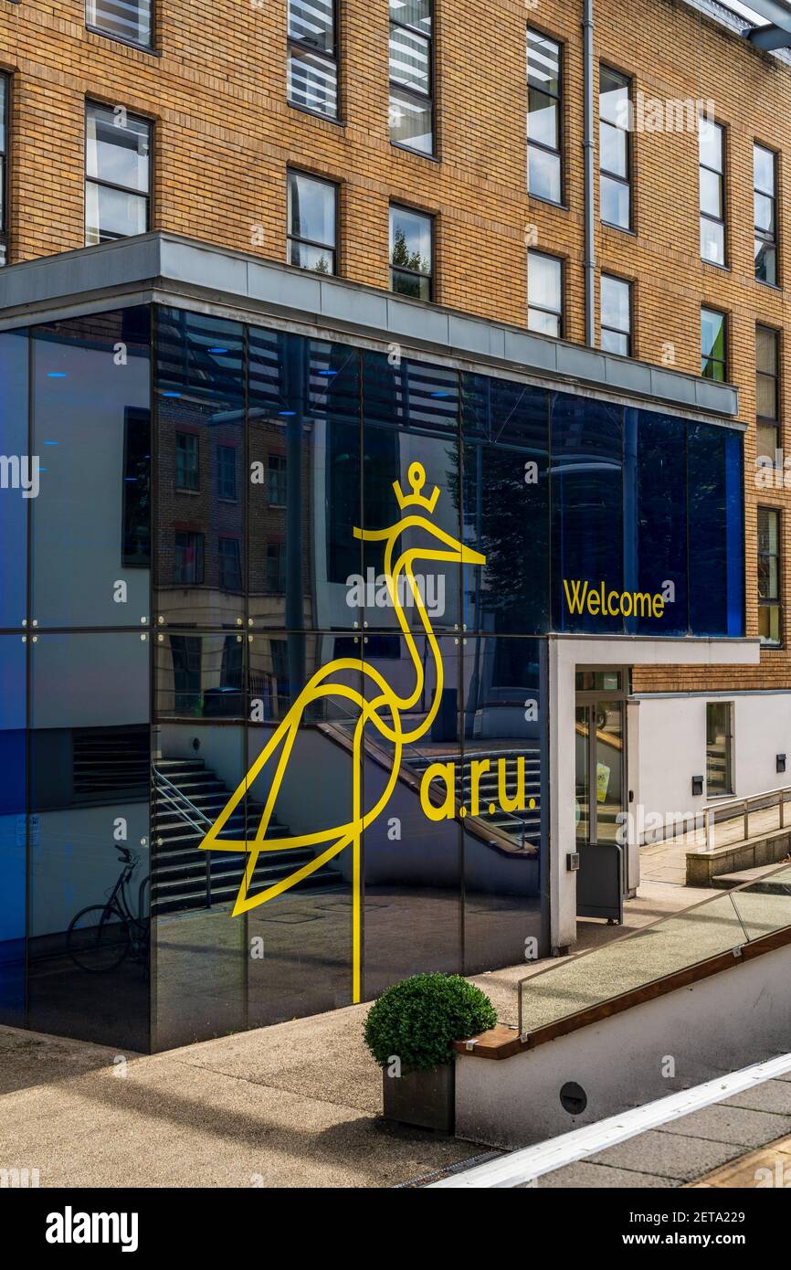 ARU Anglia Ruskin University Cambridge Campus Haupteingang an der East Road Cambridge. Stockfoto