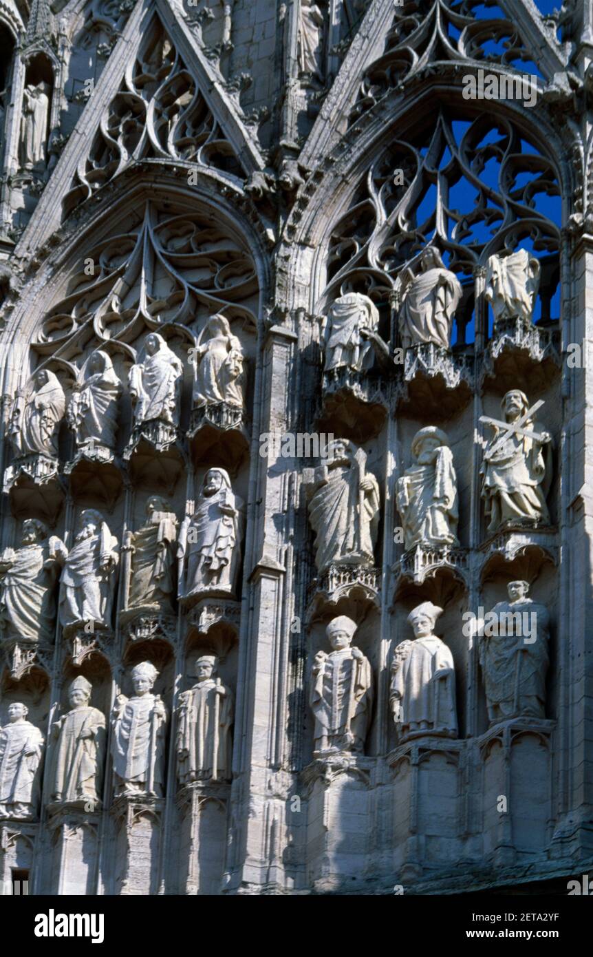 Rouen Frankreich Aussenansicht Der Kathedrale Von Rouen Detail Der Heiligen Stockfoto