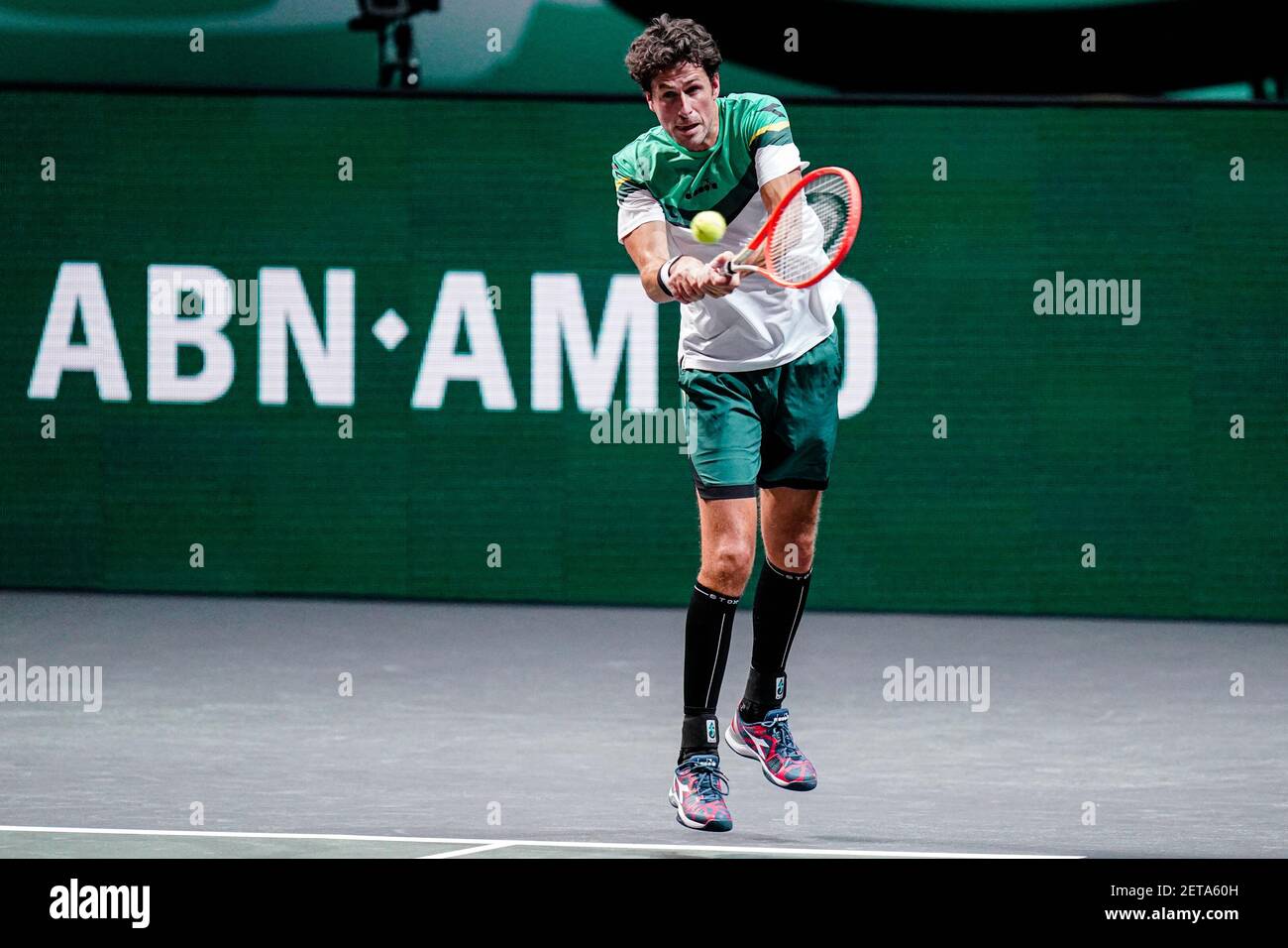 ROTTERDAM, NIEDERLANDE - MÄRZ 1: Robin Haase aus den Niederlanden während des ABN AMRO World Tennis Tournament 48e in Rotterdam Ahoy am 1. März 202 Stockfoto