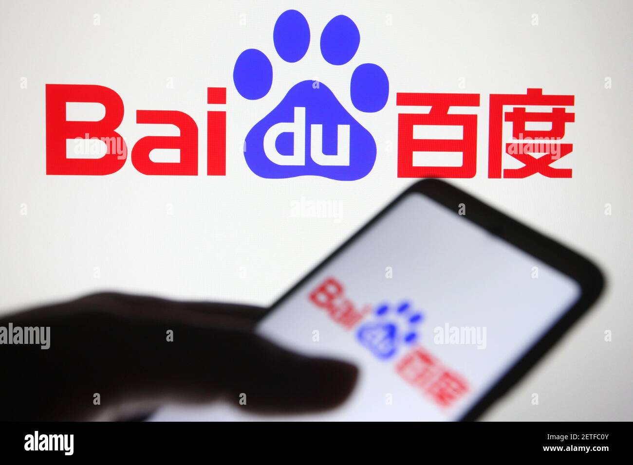 Ukraine. März 2021, 2nd. In dieser Abbildung ist das Baidu-Logo eines chinesischen multinationalen Technologieunternehmens auf einem Smartphone und einem pc-Bildschirm zu sehen. Kredit: Pavlo Gonchar/SOPA Images/ZUMA Wire/Alamy Live Nachrichten Stockfoto