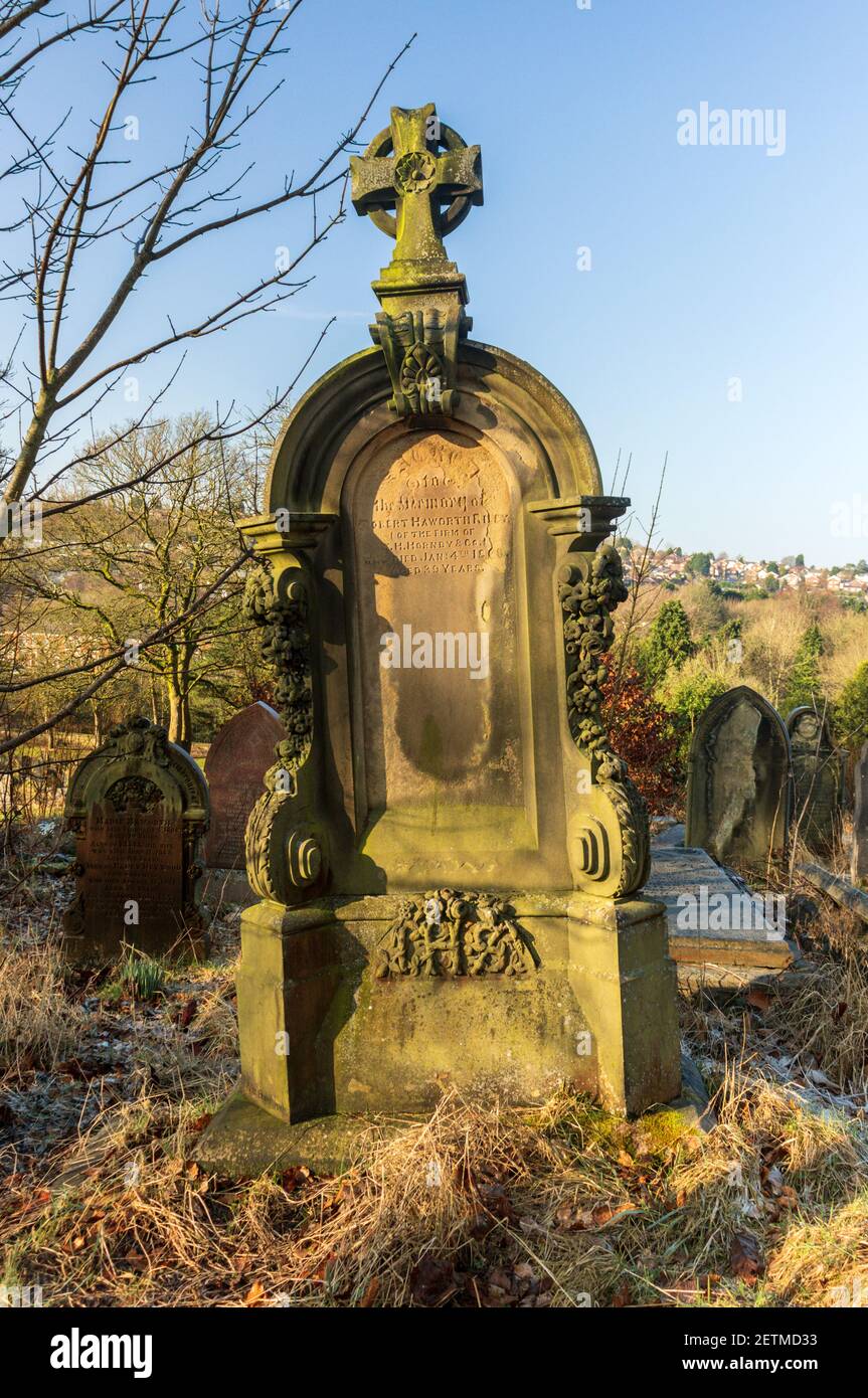 Viktorianischer Grabstein auf dem Blackburn Cemetery. Stockfoto