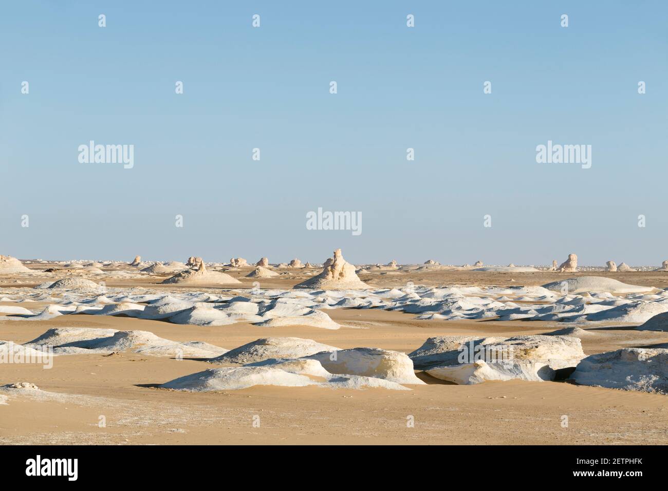 Blick über die weiße Wüste, die westliche libysche Wüste, Ägypten Stockfoto