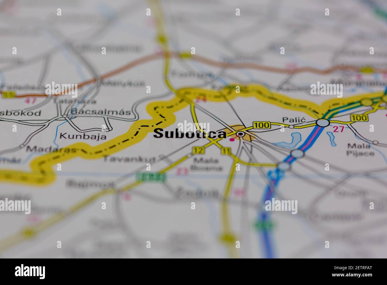 Subotica auf einer Straßenkarte oder Geographie-Karte und angezeigt atlas Stockfoto