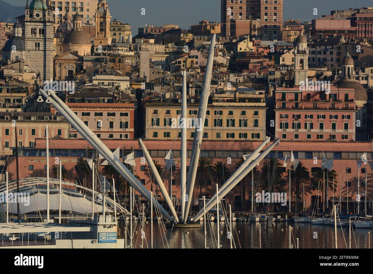 Blick auf Bigo. Porto Antico. Genova. Ligurien. Italien Stockfoto