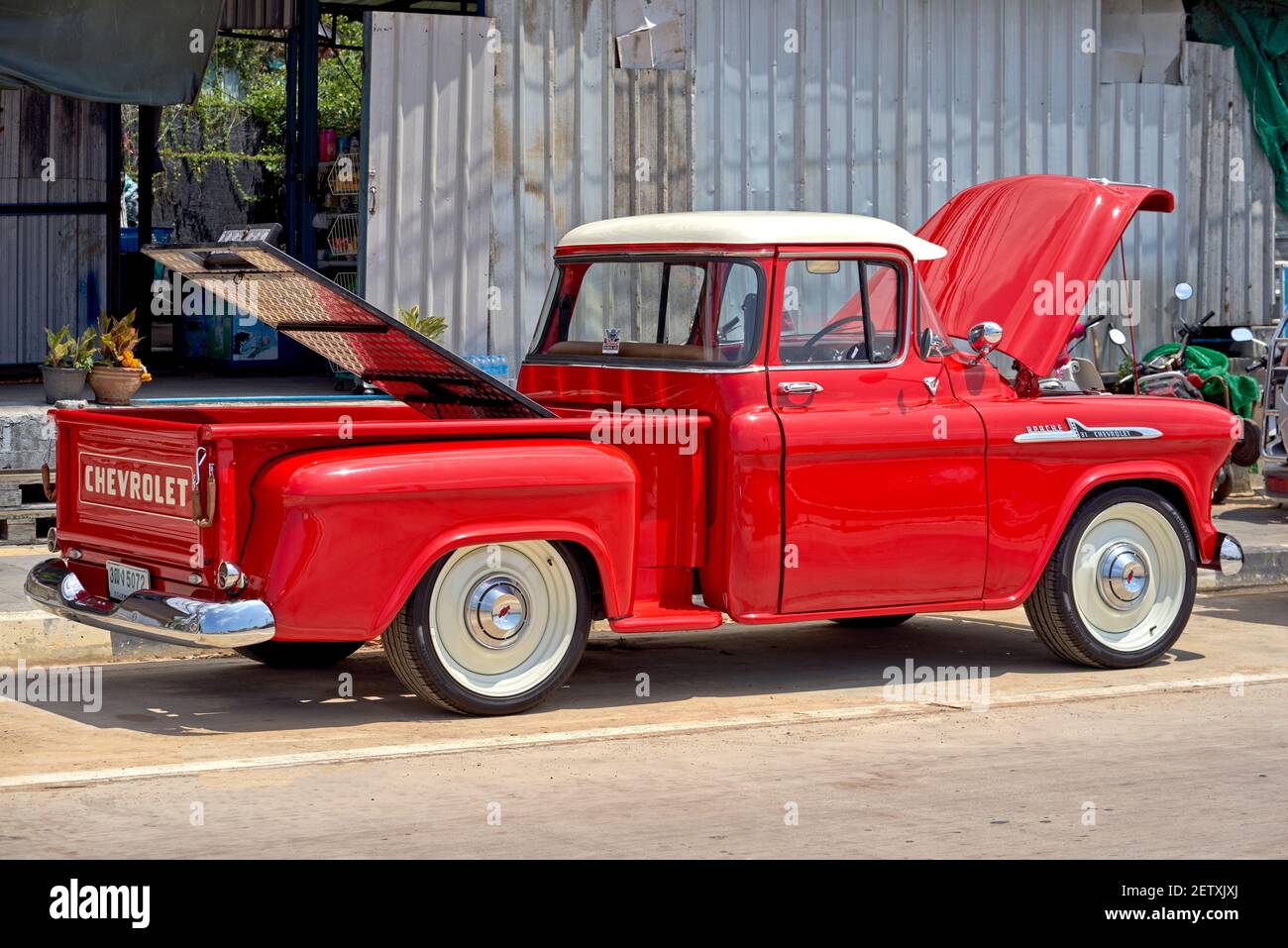 Chevrolet Apache 31,1959 vintage Chevrolet Pickup-Truck in rot unberührte concours d'Elegance Zustand, nachdem eine vollständige Restaurierung unterzogen. Stockfoto