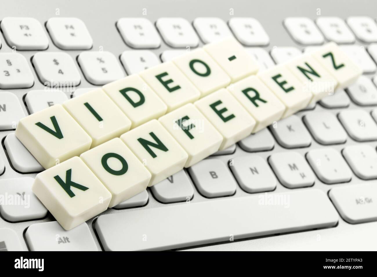 Videokonferenz und PC Keyboard Nahnahme Stockfoto