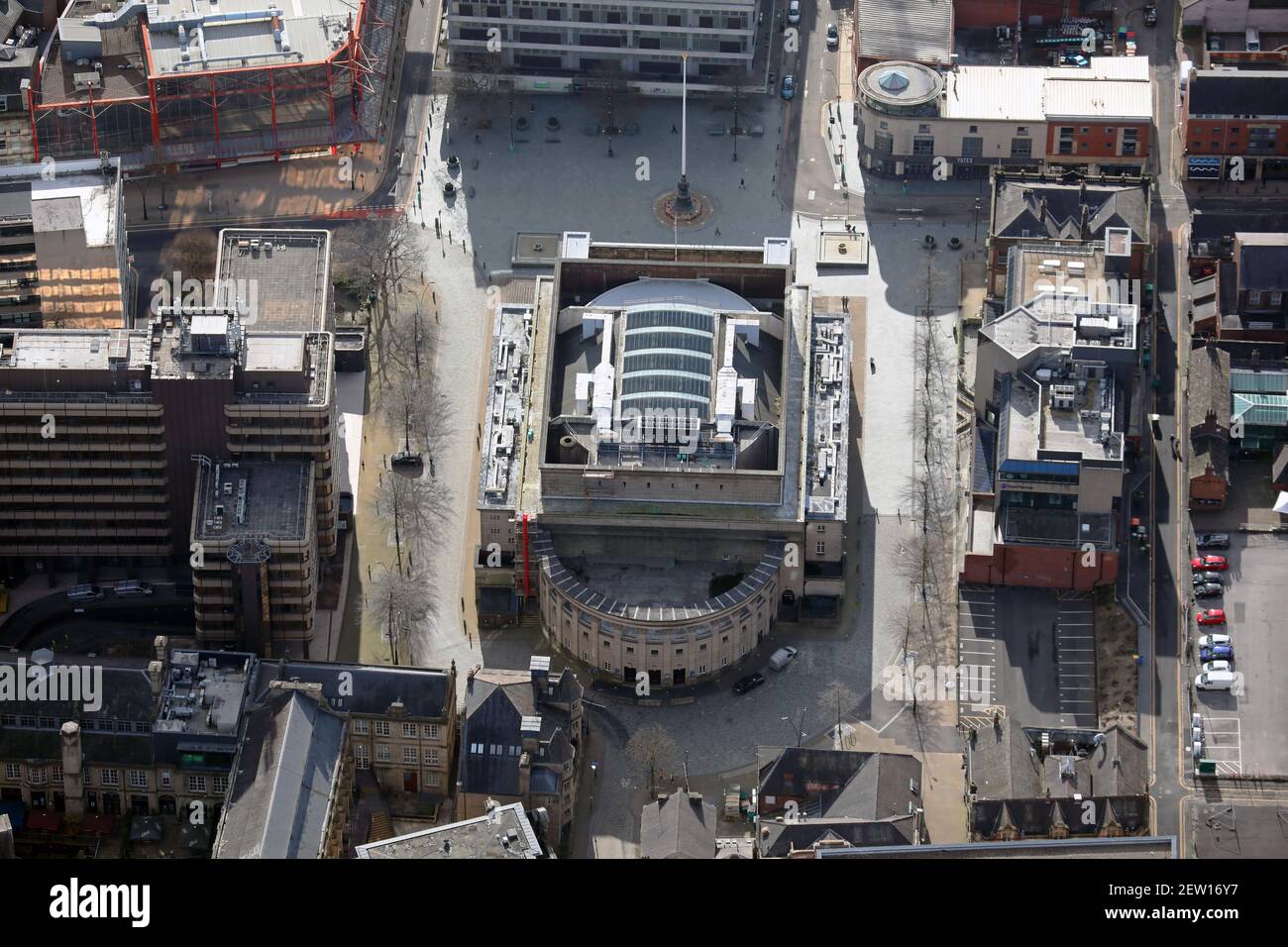 Luftaufnahme der Konzerthalle Sheffield City Hall, Sheffield, South Yorkshire Stockfoto