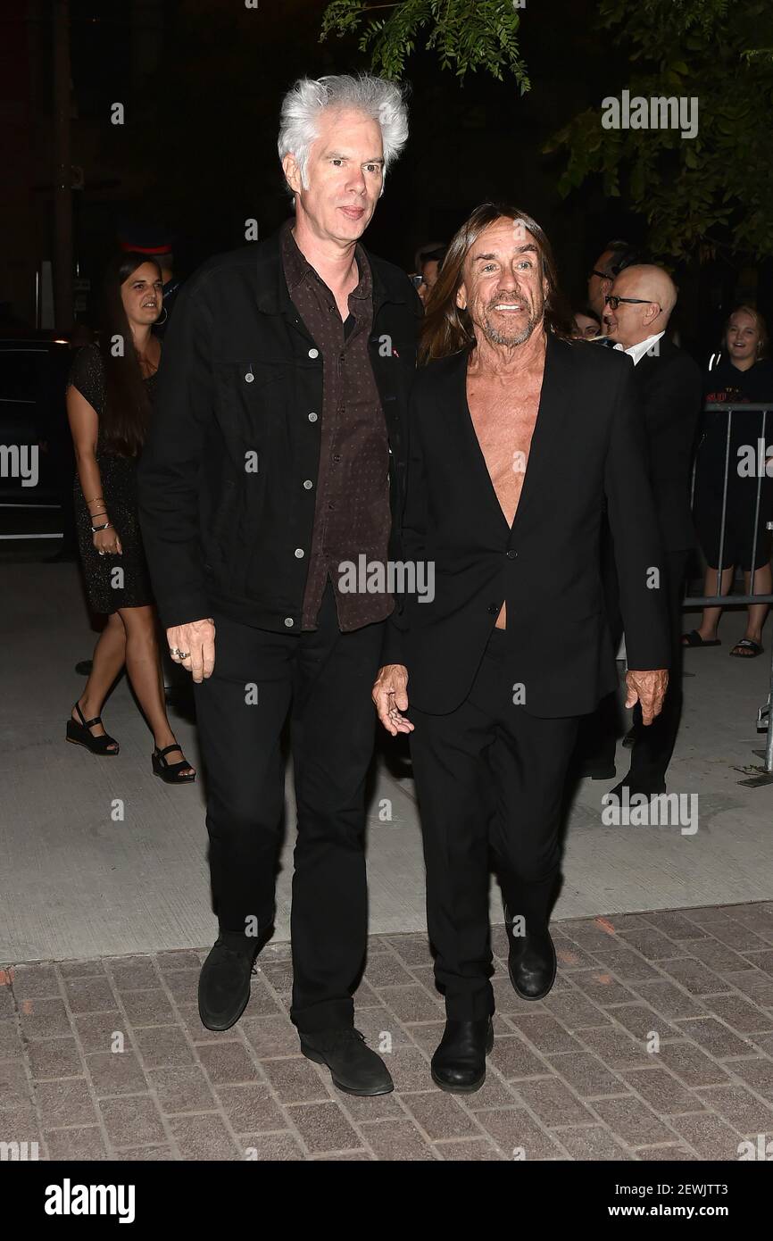 (L-R) Regisseur Jim Jarmusch und Musiker Iggy Pop besuchen die Premiere von "Gimme Danger" während des Toronto International Film Festival 2016 am 14. September 2016 im Ryerson Theatre in Toronto, Kanada. (Foto von Anthony Behar) *** Bitte benutzen Sie Credit from Credit Field *** Stockfoto