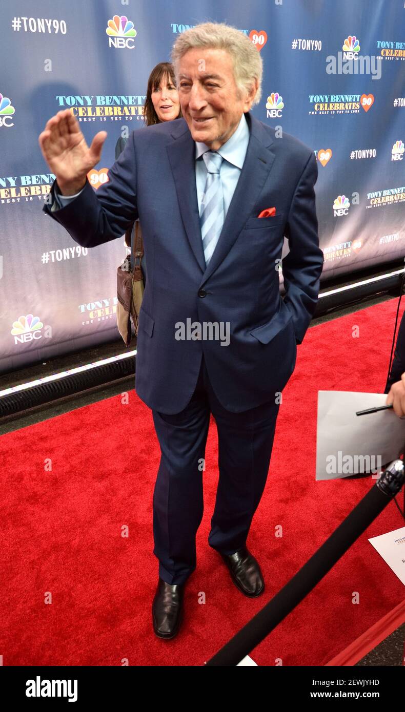 Sänger Tony besucht die Tony feiert 90 The Best is Yet