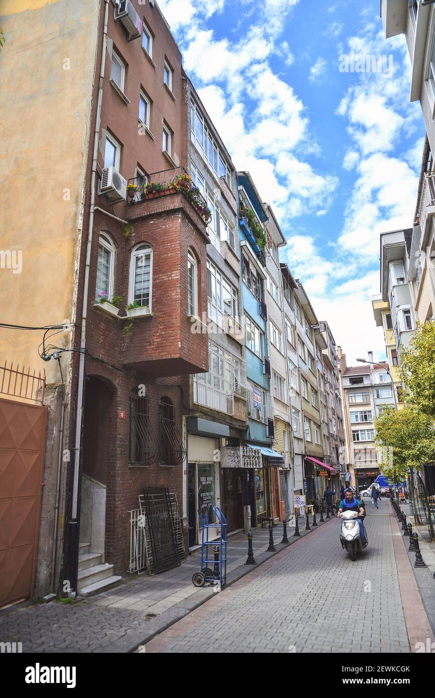 Istanbul, Türkei - 8. Mai 2017: Kadikoy ist der älteste Stadtteil Istanbuls, der sich im asiatischen Teil der Stadt befindet. Stockfoto