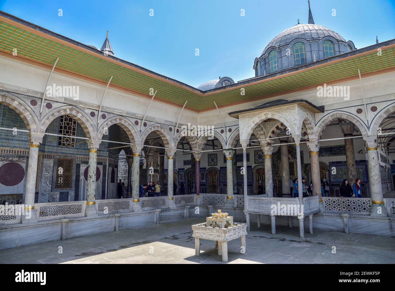Istanbul, Türkei - 5. Mai 2017: Topkapi - der Hauptpalast des Osmanischen Reiches bis zur Mitte des 19. Jahrhunderts. Stockfoto