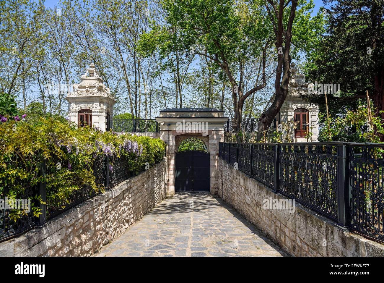 Istanbul, Türkei - 5. Mai 2017: Topkapi - der Hauptpalast des Osmanischen Reiches bis zur Mitte des 19. Jahrhunderts. Stockfoto