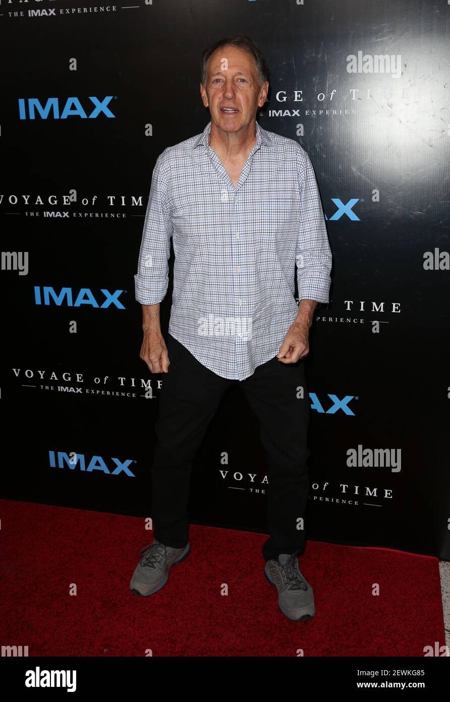 Dennis Dugan bei der Premiere von IMAX's 'Voyage of Time The IMAX