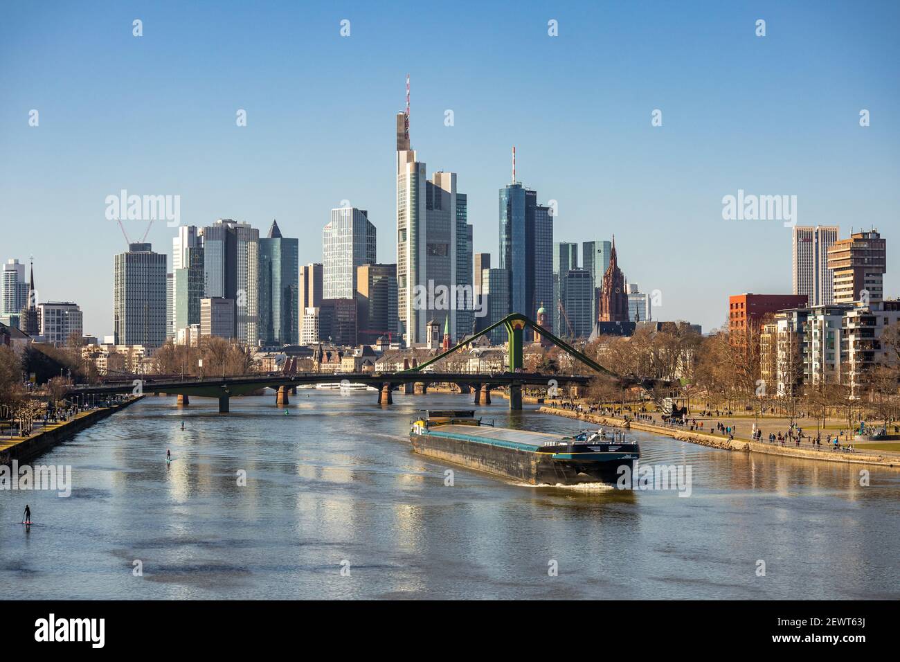 Frankfurt Skyline und Main, Frankfurt am Main, Deutschland, Europa Stockfoto