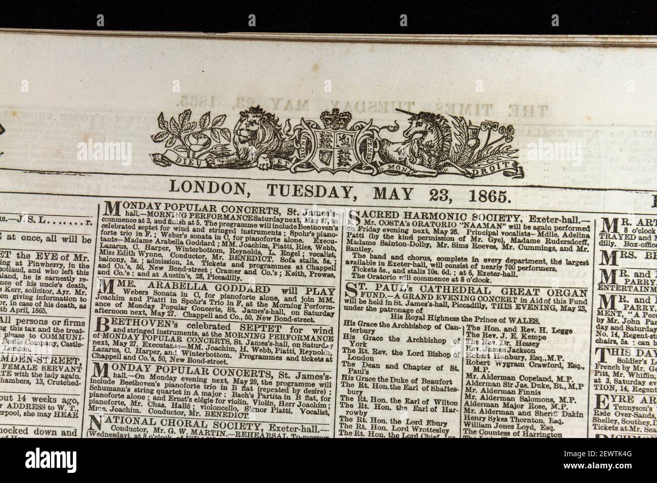 Der Kopf und die Top-Artikel auf der Titelseite der Times Zeitung (Dienstag, 23rd. Mai 1865), London, UK. Stockfoto