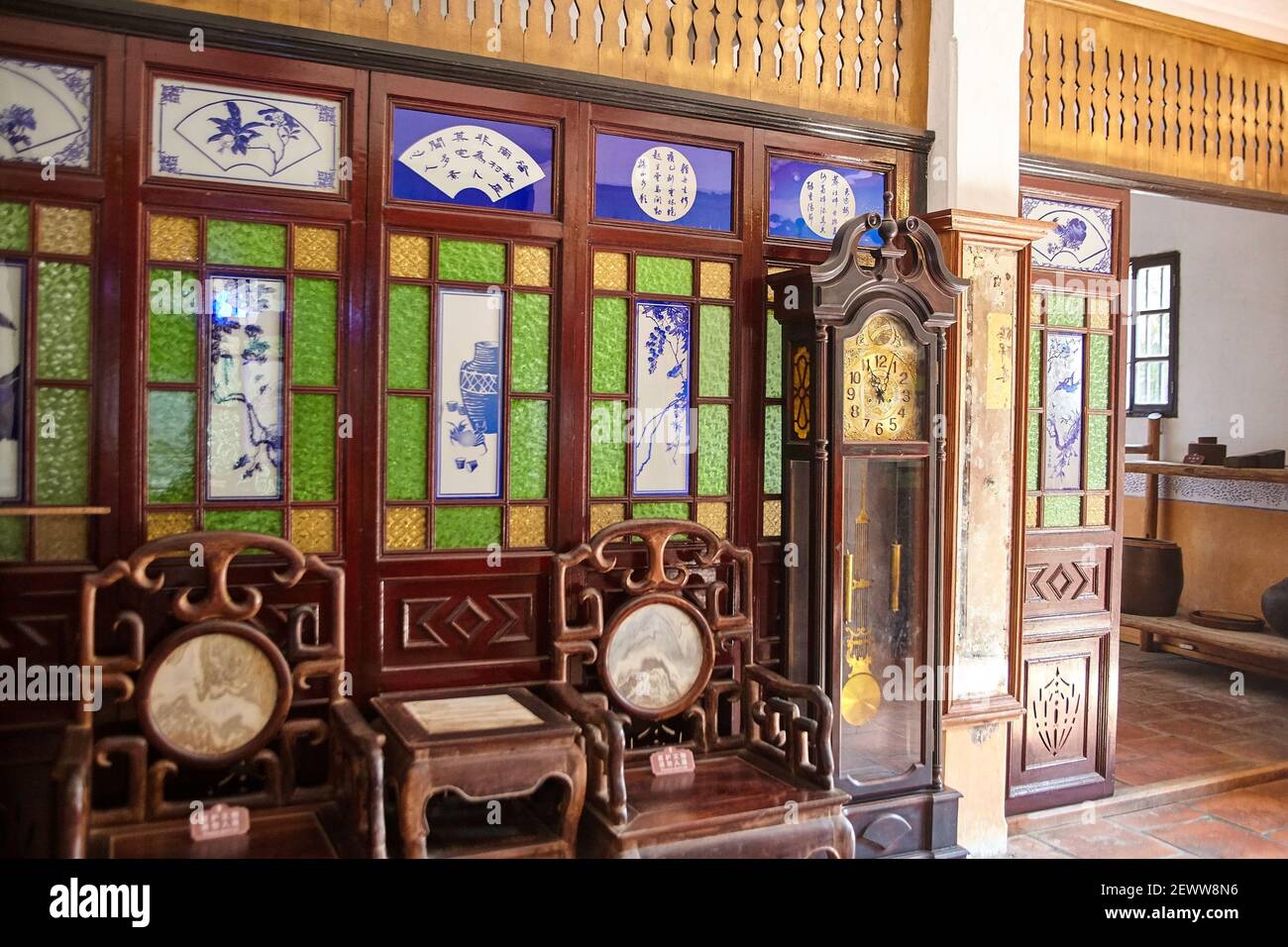 Inneneinrichtung von Mingshi diaolou ZiLiCun (Dorf Zili) wurde vom Fang-Clan im frühen neunzehnten Jahrhundert gegründet. Es besteht aus drei Unterdorf Stockfoto