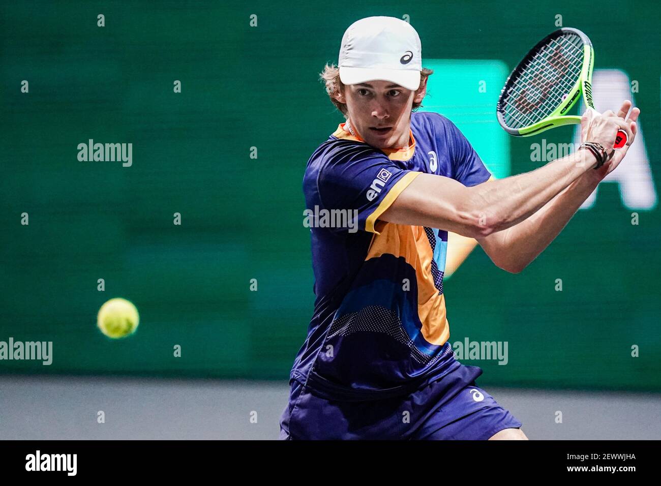 ROTTERDAM, NIEDERLANDE - 3. MÄRZ: Alex de Minaur aus Australien während seines Spiels gegen Kei Nishikori aus Japan während des ABN AMRO World Tennis Tournament 48e in Rotterdam Ahoy am 3. März 2021 in Rotterdam, Niederlande (Foto: Henk Seppen/Orange Pictures) Stockfoto