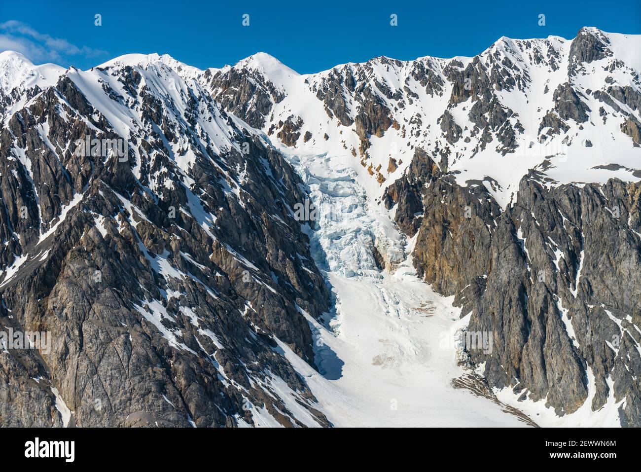 Gletscher Zwischen Bergen Im Kluane National Park Stockfoto