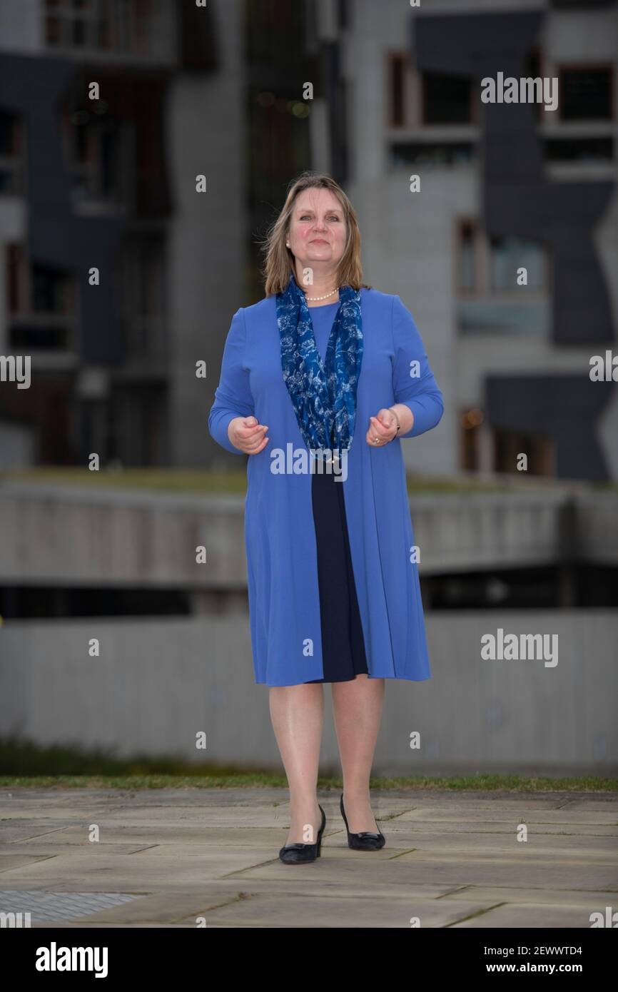 Edinburgh, Schottland, Großbritannien. März 2021, 3rd. Im Bild: Michelle Ballantyne MSP Scottish Leader of Reform UK und MSP für den Süden Schottlands. Michelle ist eine ehemalige Abgeordnete der schottischen Konservativen und Unionistischen Partei, wo sie vor kurzem ihre Mitgliedschaft aus der Partei zurückgetreten hat. Sie tritt der britischen Reform Party bei, die von Nigel Farage und Catherine Blaiklock mit dem erklärten Ziel gegründet wurde, für den Brexit zu werben.Kredit: Colin Fisher/Alamy Live News Stockfoto
