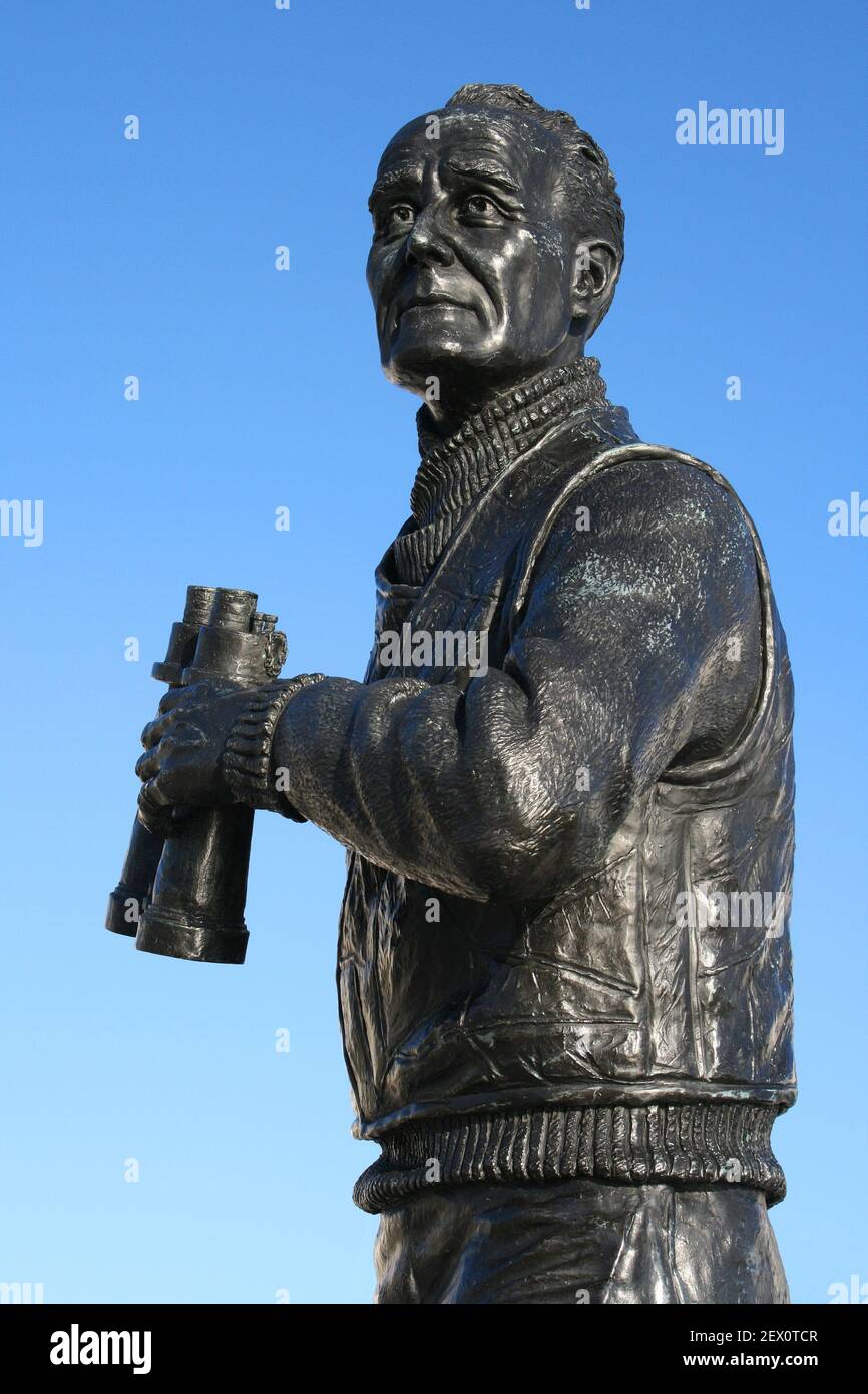 Statue von Captain Frederic John Walker, Pier Head, Liverpool, Großbritannien Stockfoto