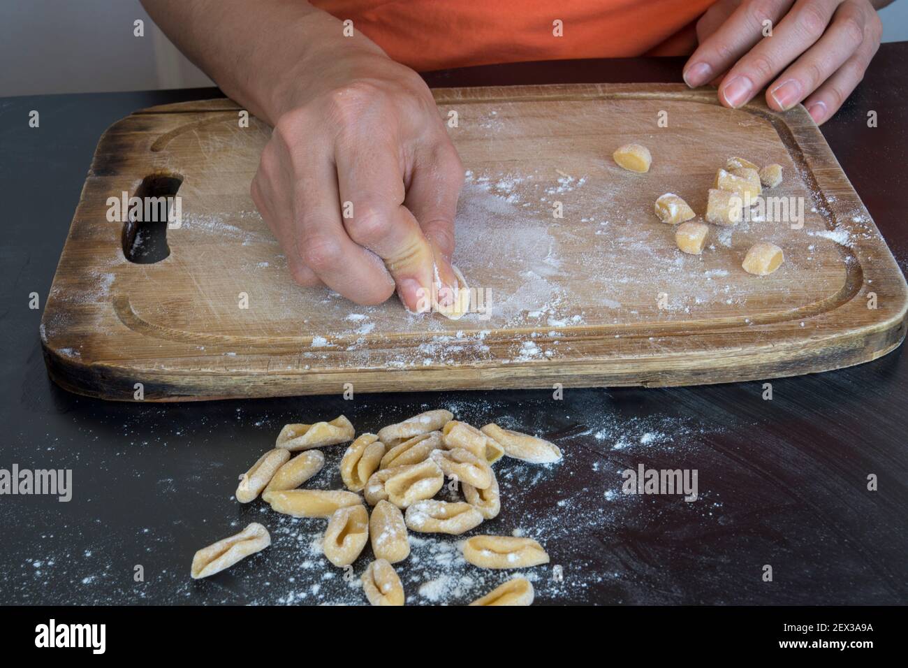 Hausgemachte Frische Cavatelli, Italienische Pasta Stockfoto