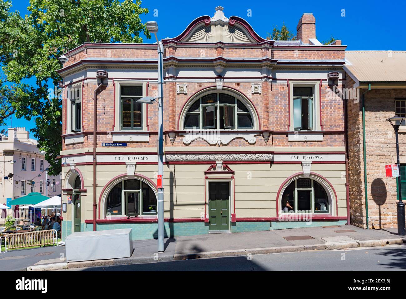 The Tap Rooms, ehemals das British Seemens' Hotel in der Argyle Street, The Rocks, Sydney, ist von Federation Free Classical Style Architektur aus dem Jahr 1886 Stockfoto