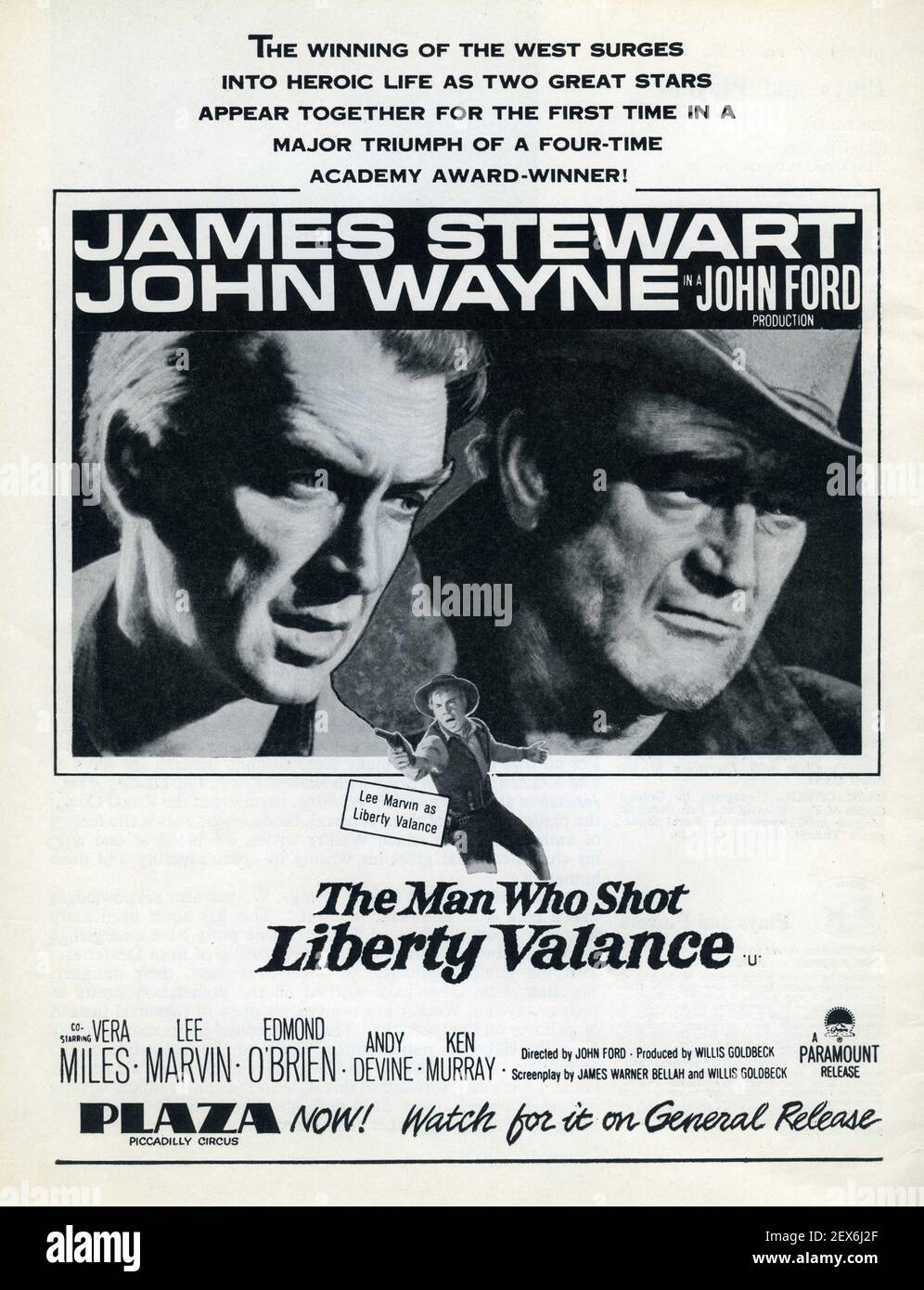 JAMES STEWART JOHN WAYNE und LEE MARVIN in THE MAN WHO SHOT LIBERTY VALANCE 1962 Regisseur JOHN FORD basierend auf der Geschichte von Dorothy M. Johnson Drehbuch James Warner Bellah und Willis Goldbeck John Ford Productions / Paramount Pictures Stockfoto