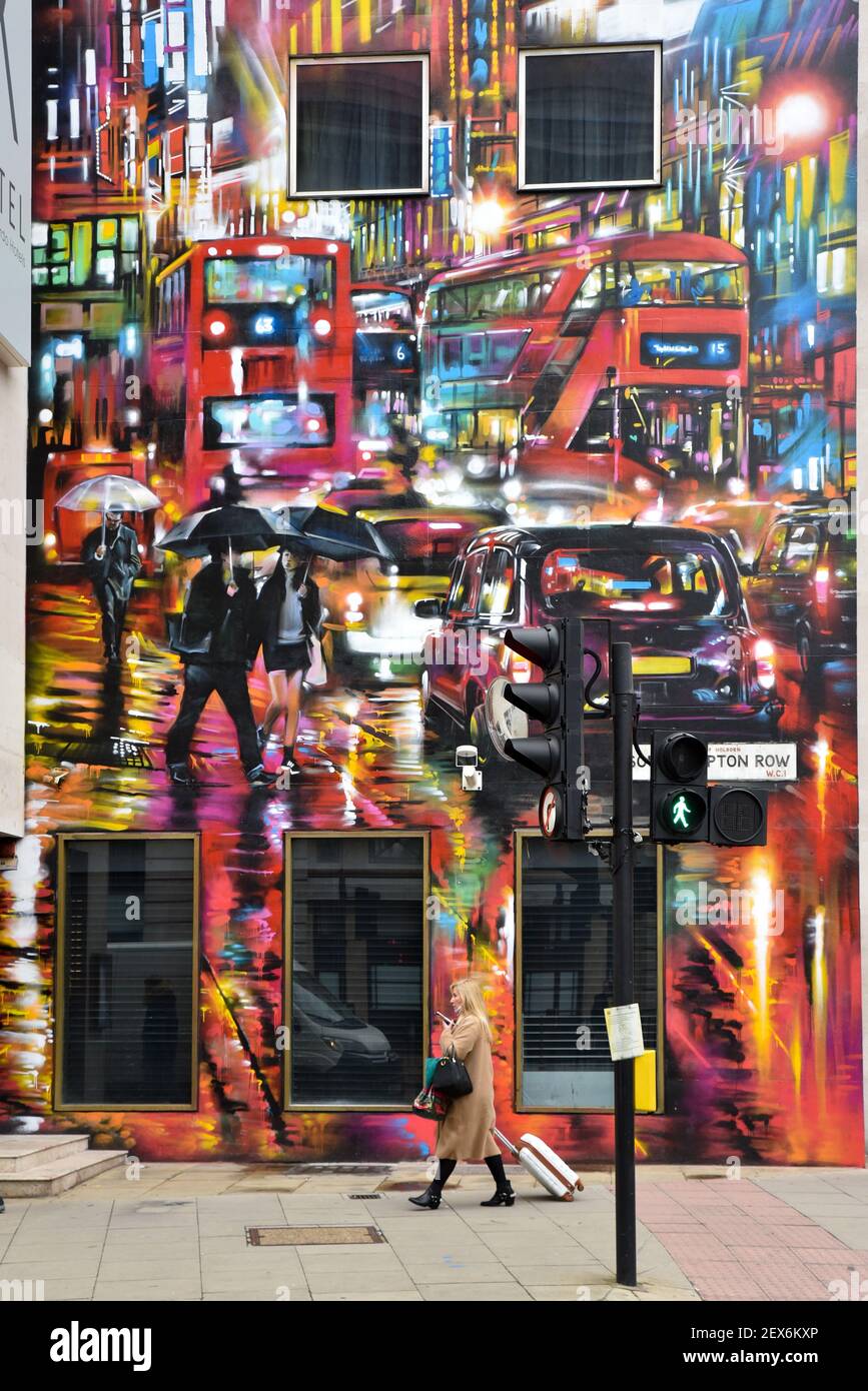 Southampton Row, Holborn, London, Großbritannien. März 2021, 4th. Das größte Wandgemälde Londons des Straßenkünstlers Dan Kitchener an der Wand des NYX Hotel London, Holborn. Kredit: Matthew Chattle/Alamy Live Nachrichten Stockfoto