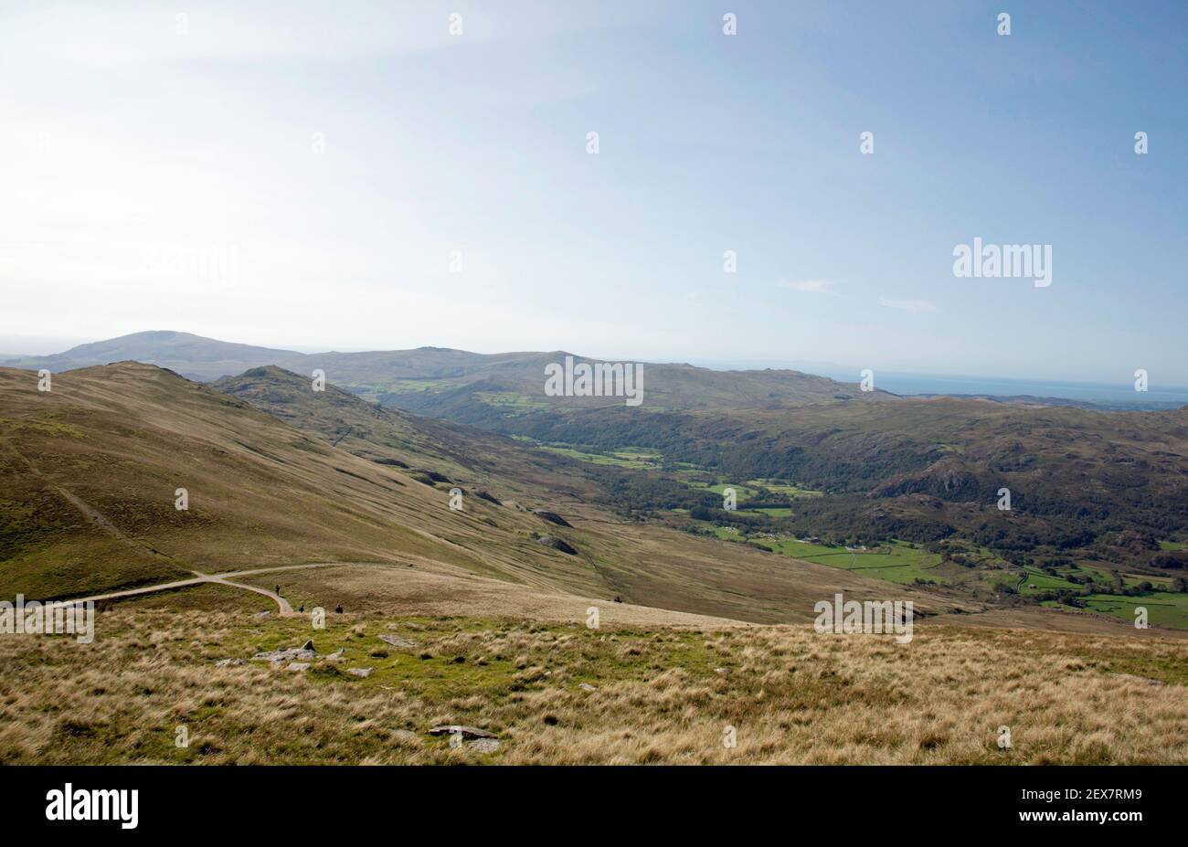 Dunnerdale und Ulpha fielen vom Gipfel des Dow aus betrachtet Crag Coniston Lake District Cumbria England Stockfoto