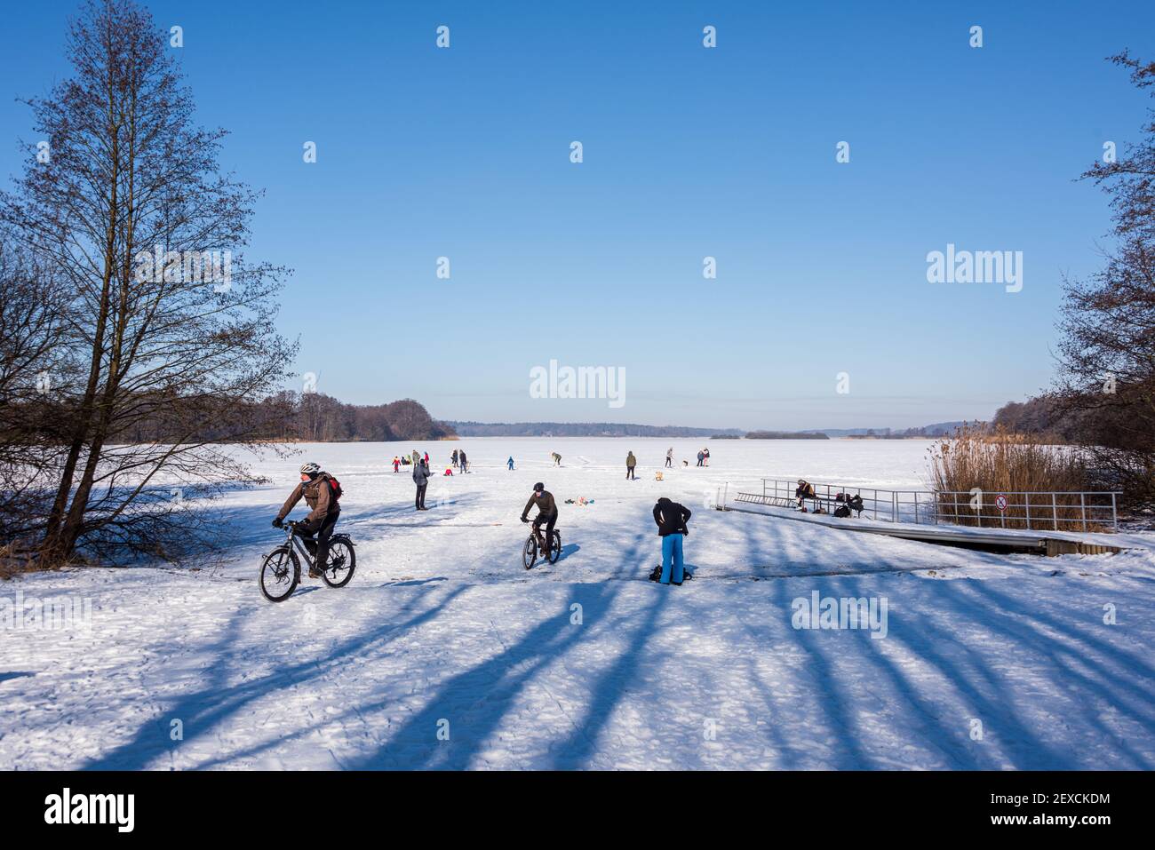 Winterliche Impressionen aus Schleswig-Holstein mit Eis und Schnee im kalten Norden Stockfoto