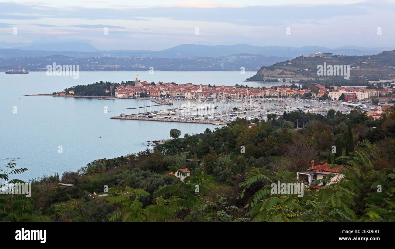 Izola marina Fotos und Bildmaterial in hoher Auflösung Alamy