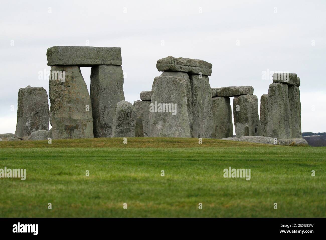 Das prähistorische Denkmal Stonehenge in Wiltshire, England, ist ein UNESCO-Weltkulturerbe und eine britische Kulturikone. Stockfoto