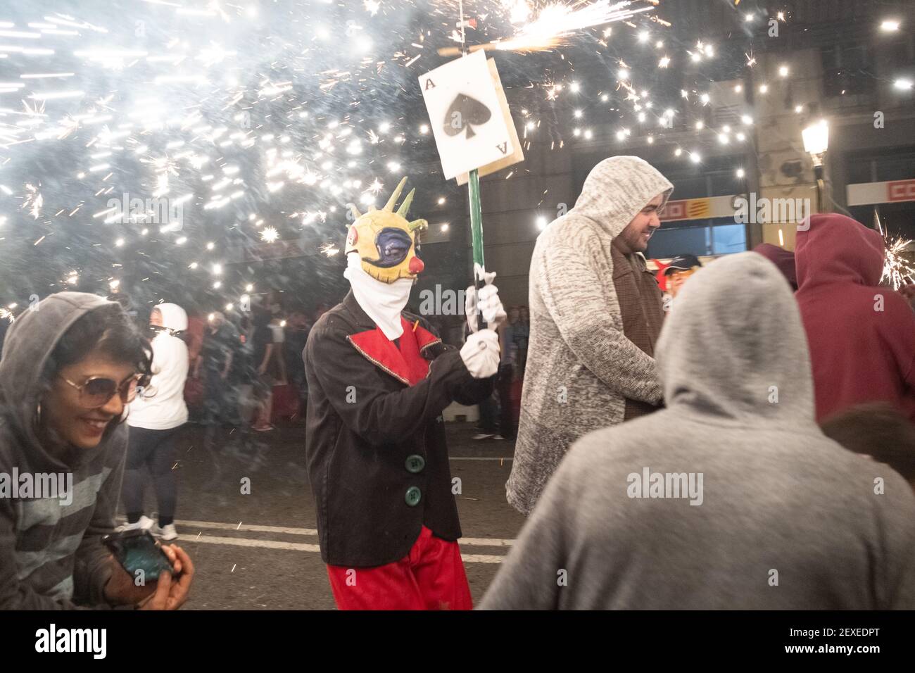 Barcelona, Spanien. September 2018, 22nd. Der Correfoc (Feuerlauf) während des Festivals von San Merce mit einer Parade der Teufel durch die Straßen und Stockfoto