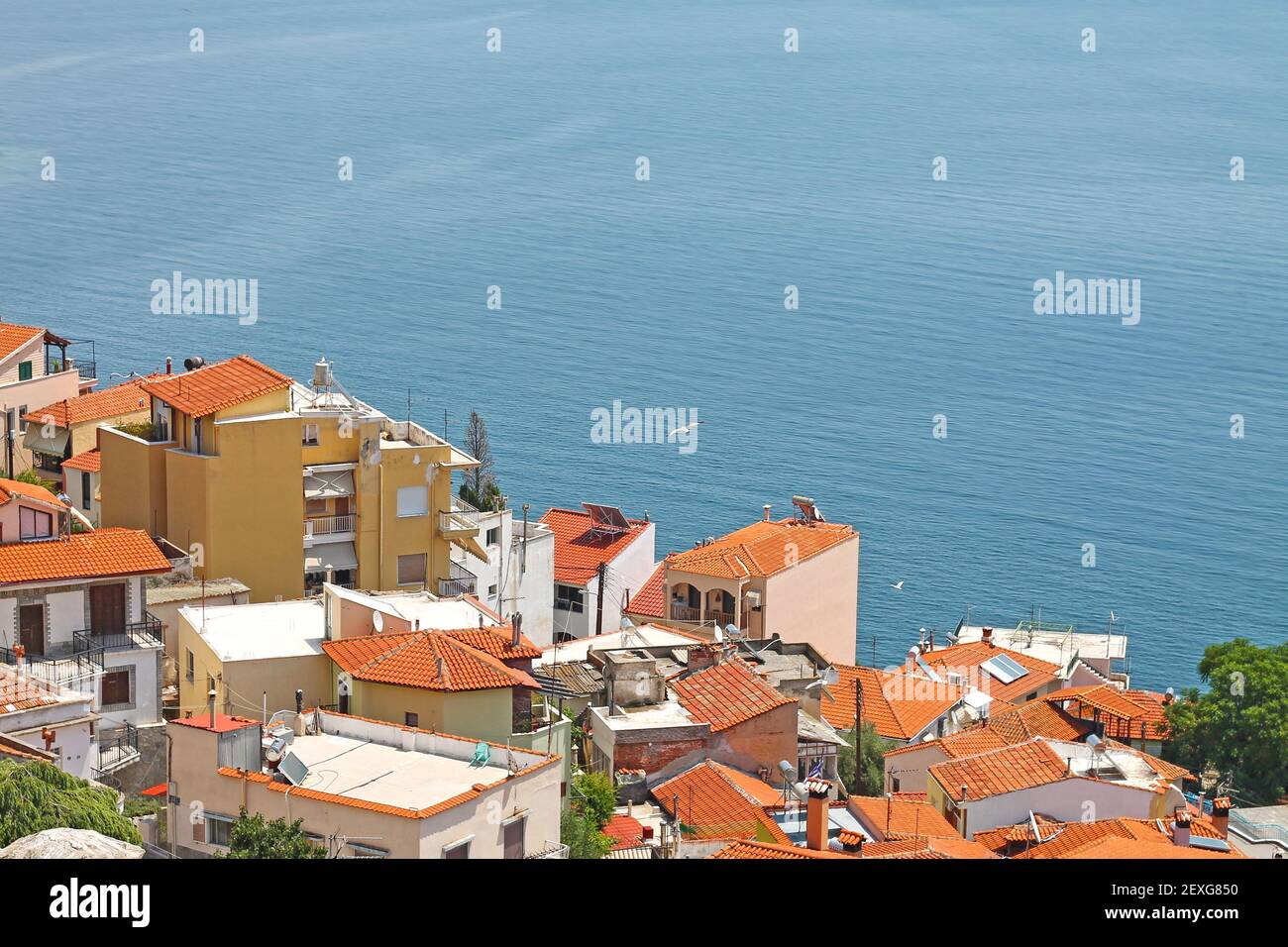 Blick auf Kavala Stadt mit Ägäis, Nordgriechenland. Stockfoto