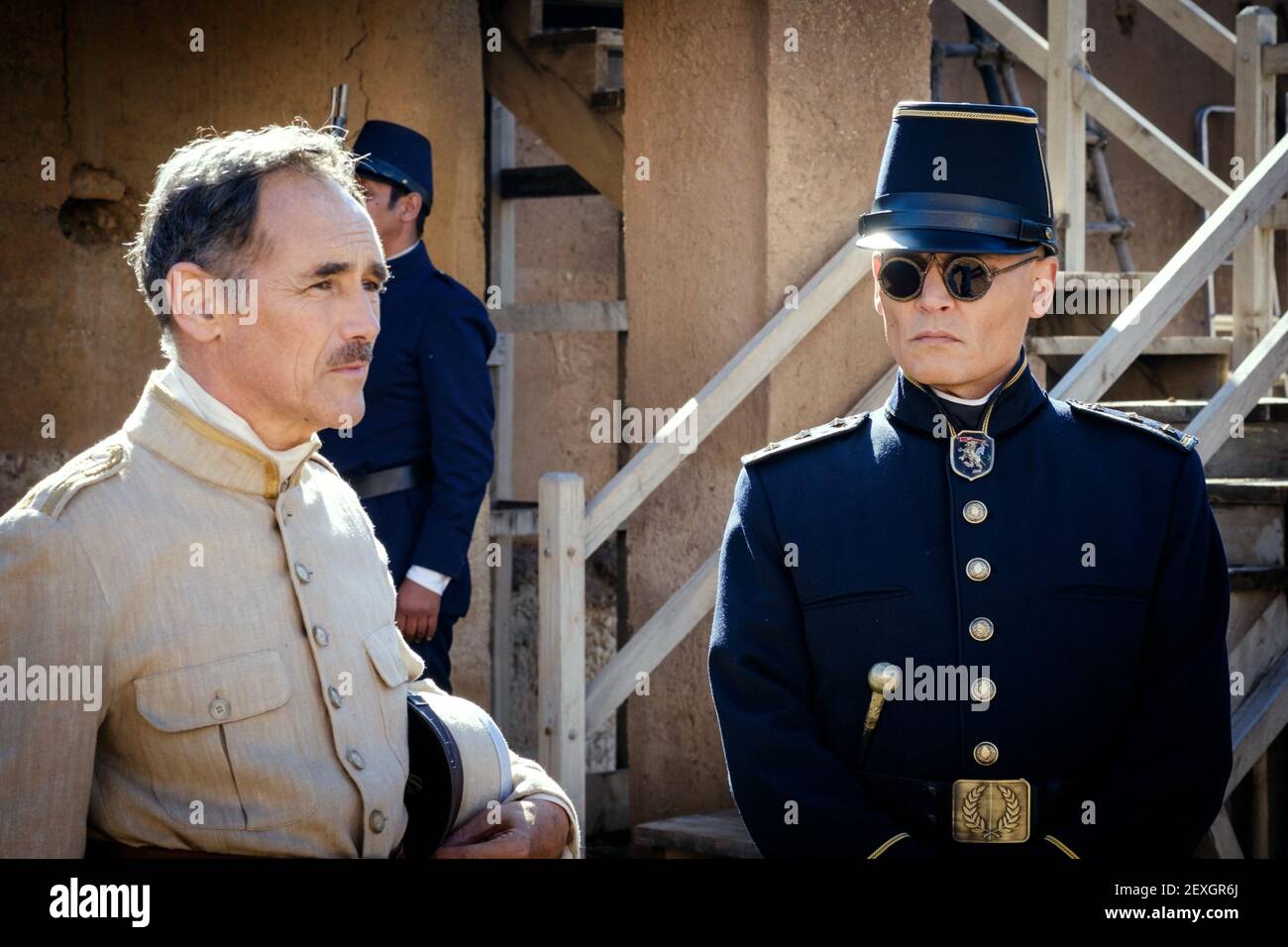 RYLANCE, DEPP, WARTET AUF DIE BARBAREN, 2019 Stockfoto