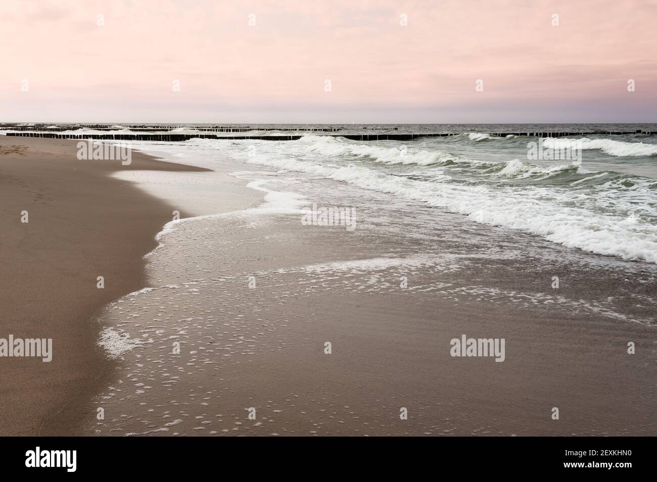 Strand an der Südküste der Ostsee, deutsch Stockfoto