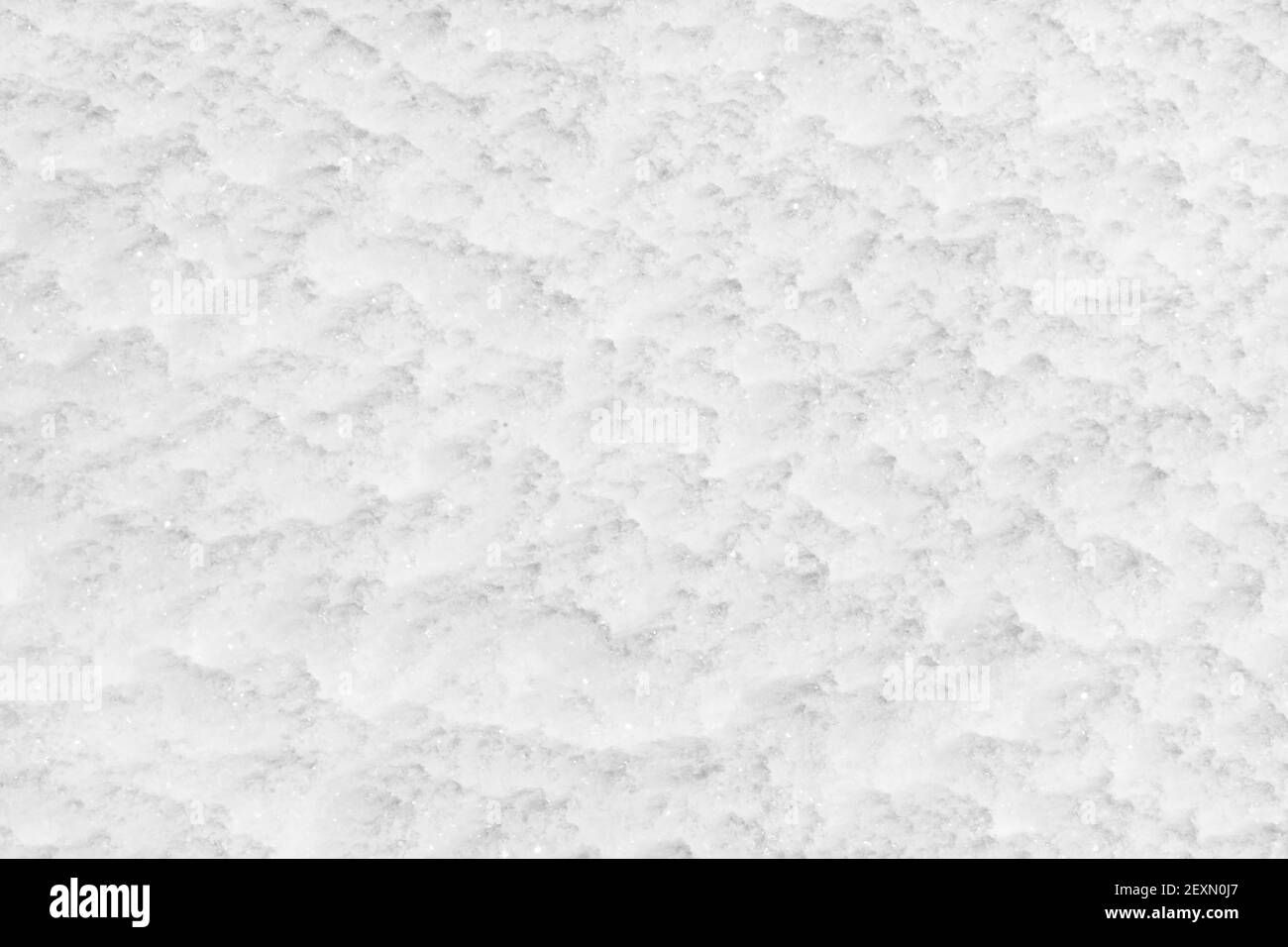 Weißer Schnee Hintergrund in sonnigen Wintertag Stockfoto