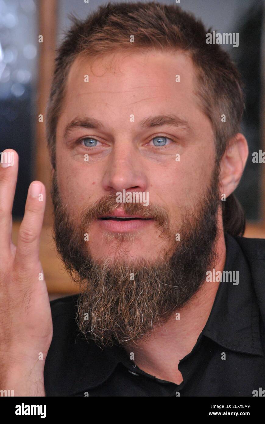 Travis Femmel bei der Pressekonferenz der Hollywood Foreign Press Association für die tv-Show "Vikings", die am 29. Mai 2014 in Los Angeles, CA, stattfand. (Foto von Yoram Kahana/Shooting Star/Sipa USA) *** KEINE US-BOULEVARDPRESSE *** Stockfoto