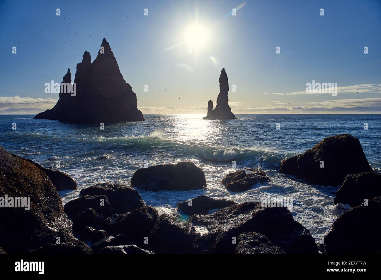 Schöner Blick vom Reynisfjara Beach auf den Atlantik Stockfoto