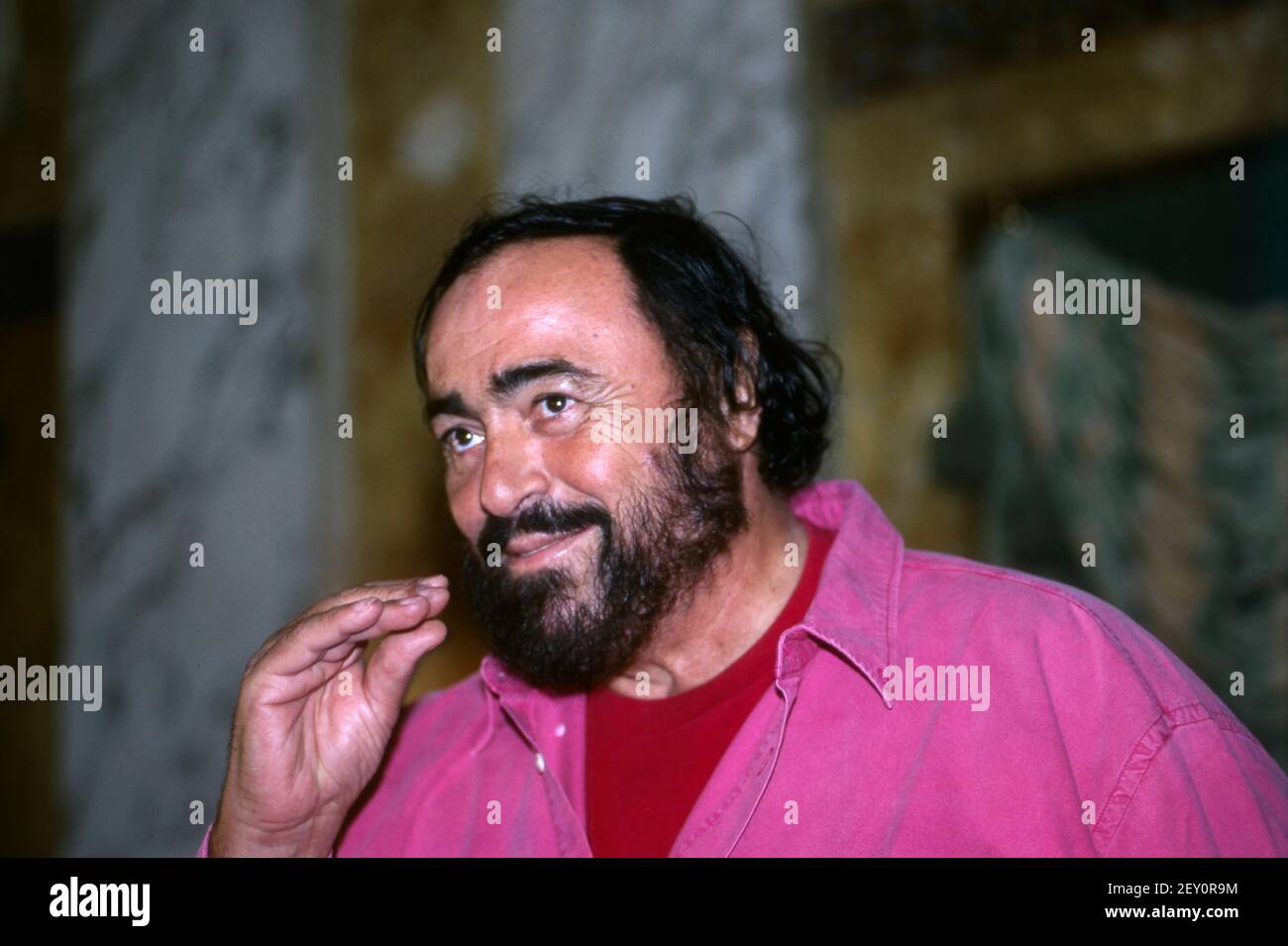 Luciano Pavarotti, italienischer Opernsänger und einer der größten Tenöre des 20. Jahrhundert, Porträt, 1995. Luciano Pavarotti, italienischer Opernsänger und einer der größten Tenöre des 20th. Jahrhunderts, Portrait, 1995 Stockfoto