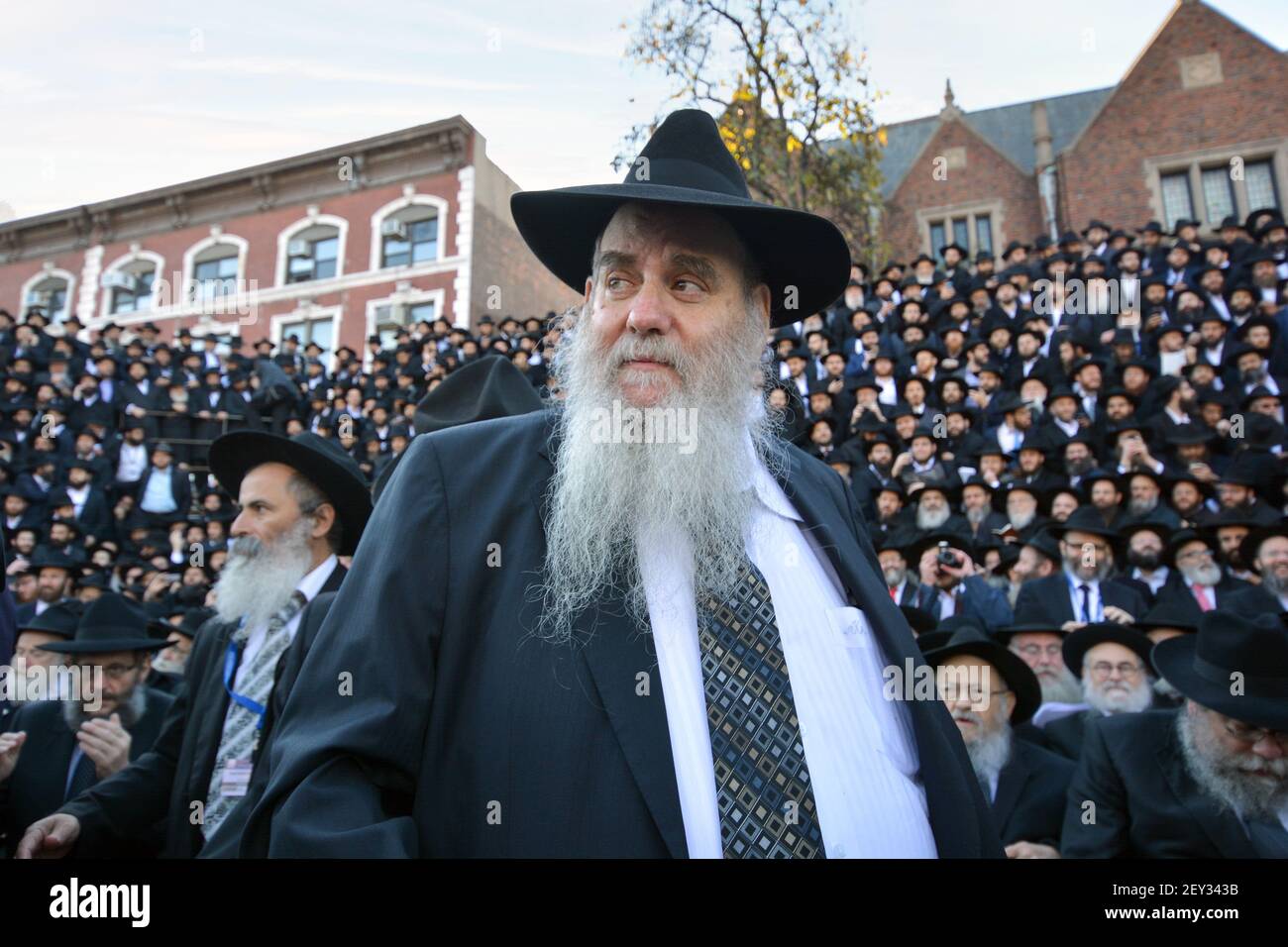 Porträt des prominenten Chabad-Pädagogen, Rabbi Moshe J. Kotlarsky auf der Abgesandten-Tagung 2015 in Crown Heights, Brooklyn, New York City. Stockfoto
