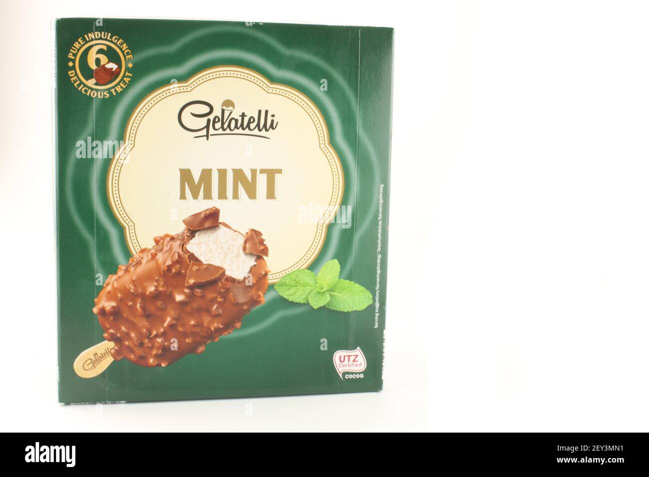 Box mit sechs Gelatelli Minze gewürzt Eis Lolly, Lidl eigene Marke Lebensmittel, Einkaufen auf einem Budget-Konzept Stockfoto