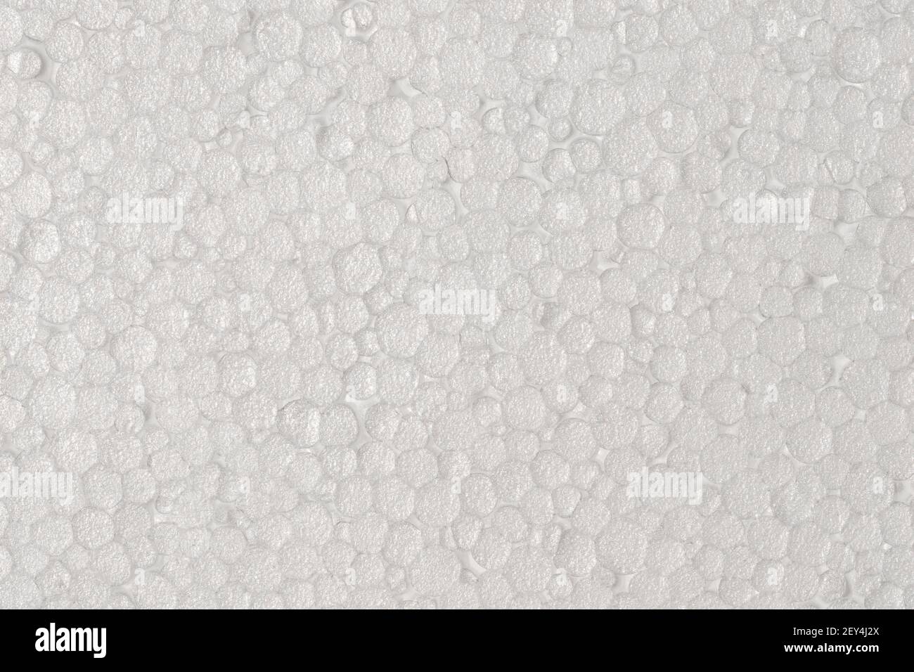 Polystyrol, Styropor-Schaum-Textur und Hintergrund. Weiße Schaumstoffplatte aus Kunststoff. Stockfoto