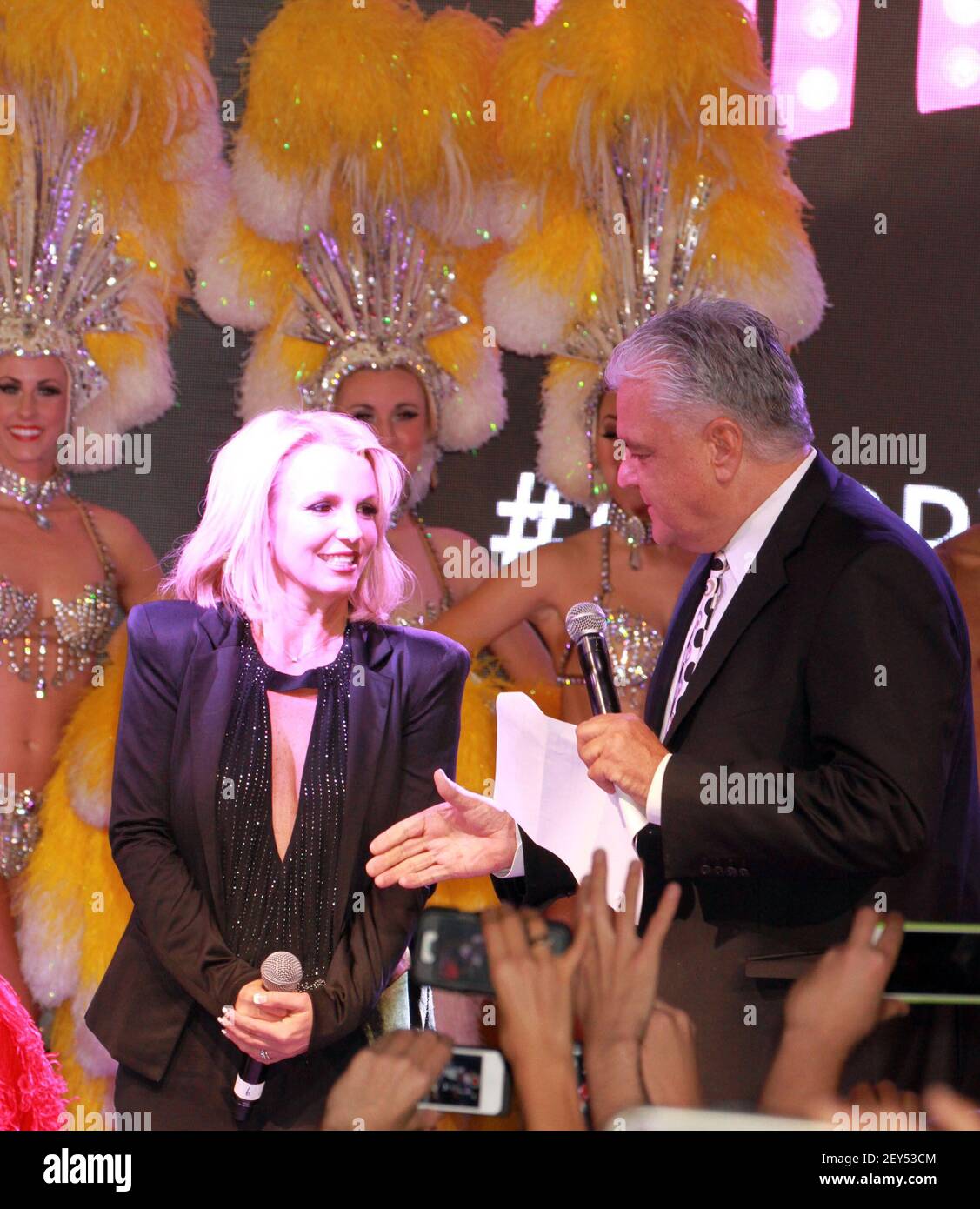 Britney Spears Fantasy coffret cadeau (corps et cheveux