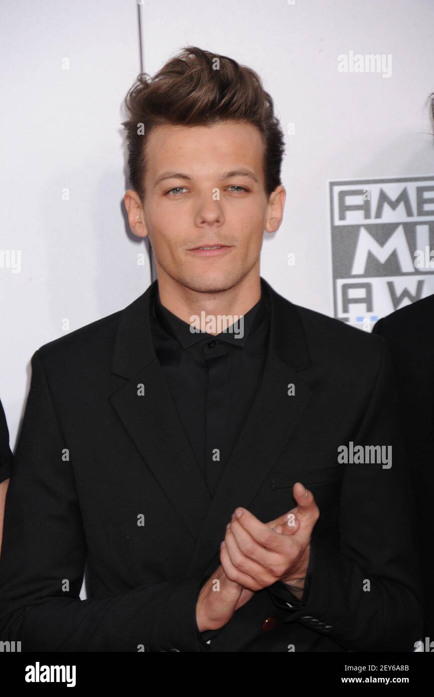Louis tomlinson musikfoto Fotos und Bildmaterial in hoher Auflösung