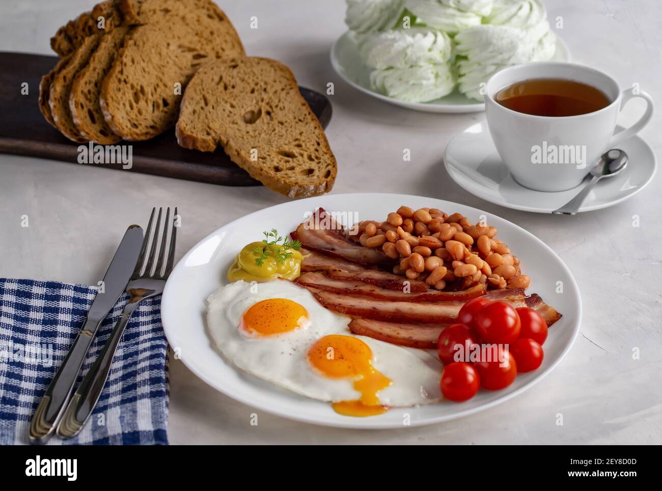 Butterbohnensalat mit kirschtomaten -Fotos und -Bildmaterial in hoher ... Butterbohnensalat mit kirschtomaten -Fotos und -Bildmaterial in hoher ...
