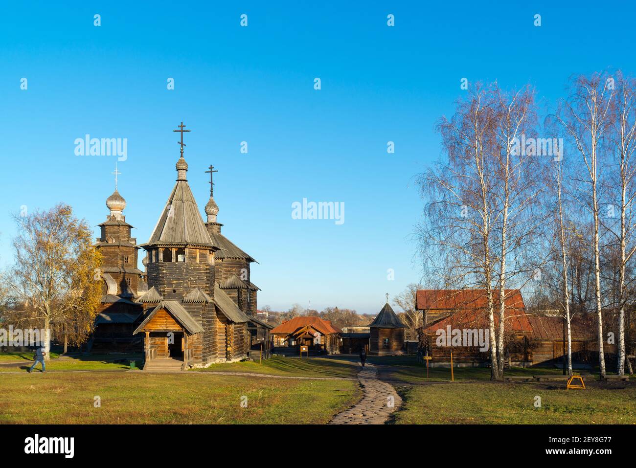 Susdal, Russland - 6. November 2015.    Museum Holzarchitektur im goldenen touristischen ring Stockfoto