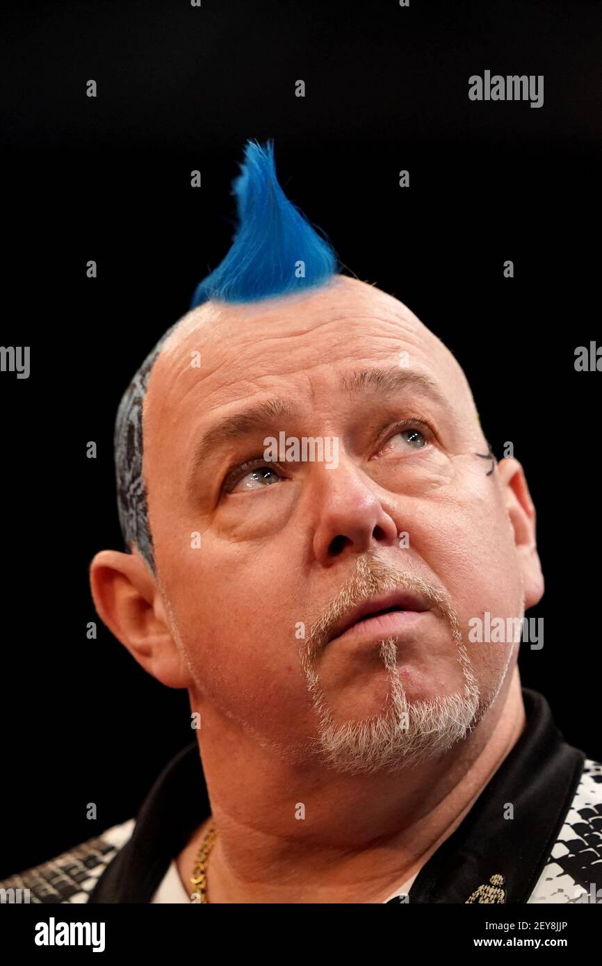 Peter Wright während des Tages eines der Ladbrokes UK Open 2021 Turnier in der Marshall Arena, Milton Keynes. Bilddatum: Freitag, 5. März 2021. Stockfoto